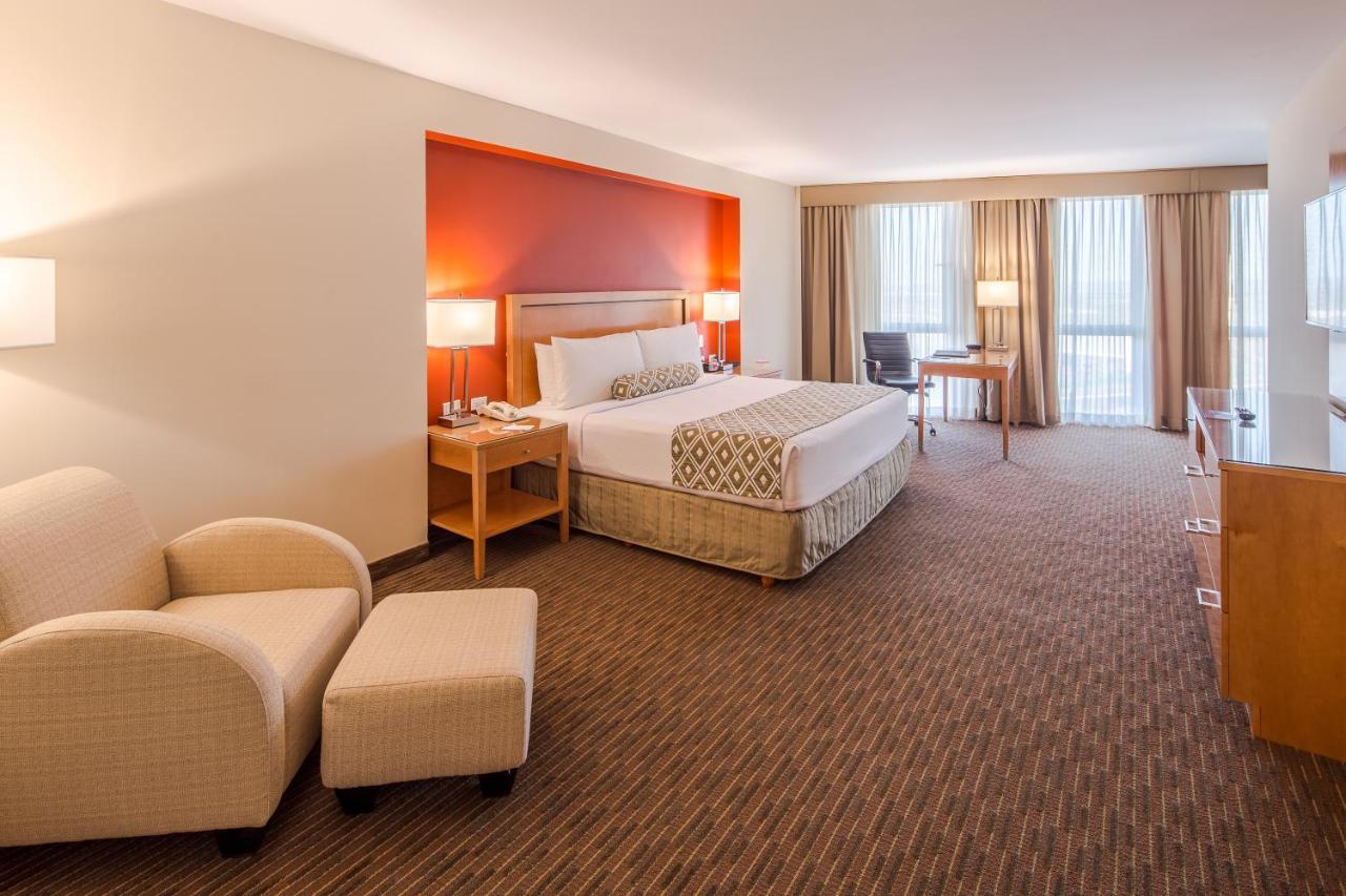Crowne Plaza Monterrey Aeropuerto By Ihg Hotel Bagian luar foto