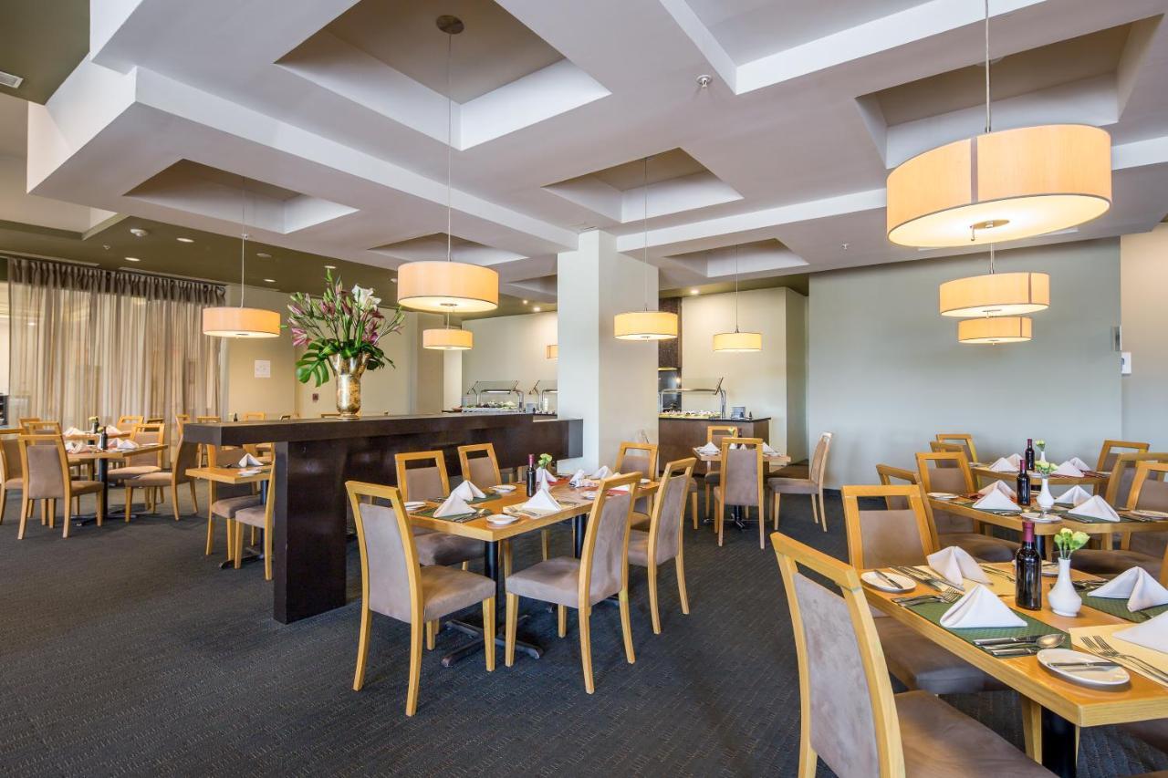Crowne Plaza Monterrey Aeropuerto By Ihg Hotel Bagian luar foto