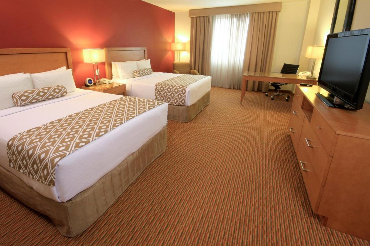 Crowne Plaza Monterrey Aeropuerto By Ihg Hotel Bagian luar foto